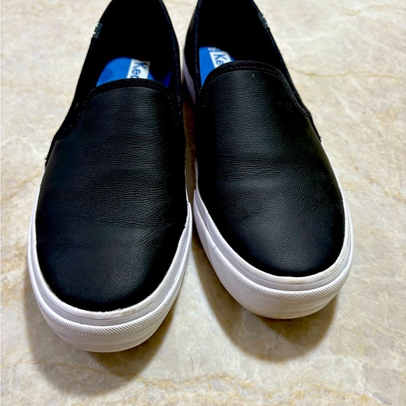Keds Women’s Black and White Double Decker Leather Slip-On’s - Picture 1 of 5